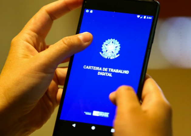 Carteira de trabalho digital vira principal registro profissional